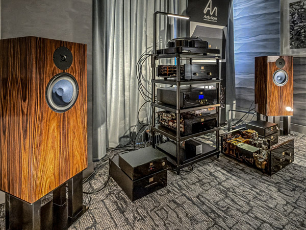 Audio Note (UK) TT Three Reference & Izvor DAC debut | Stereophile.com